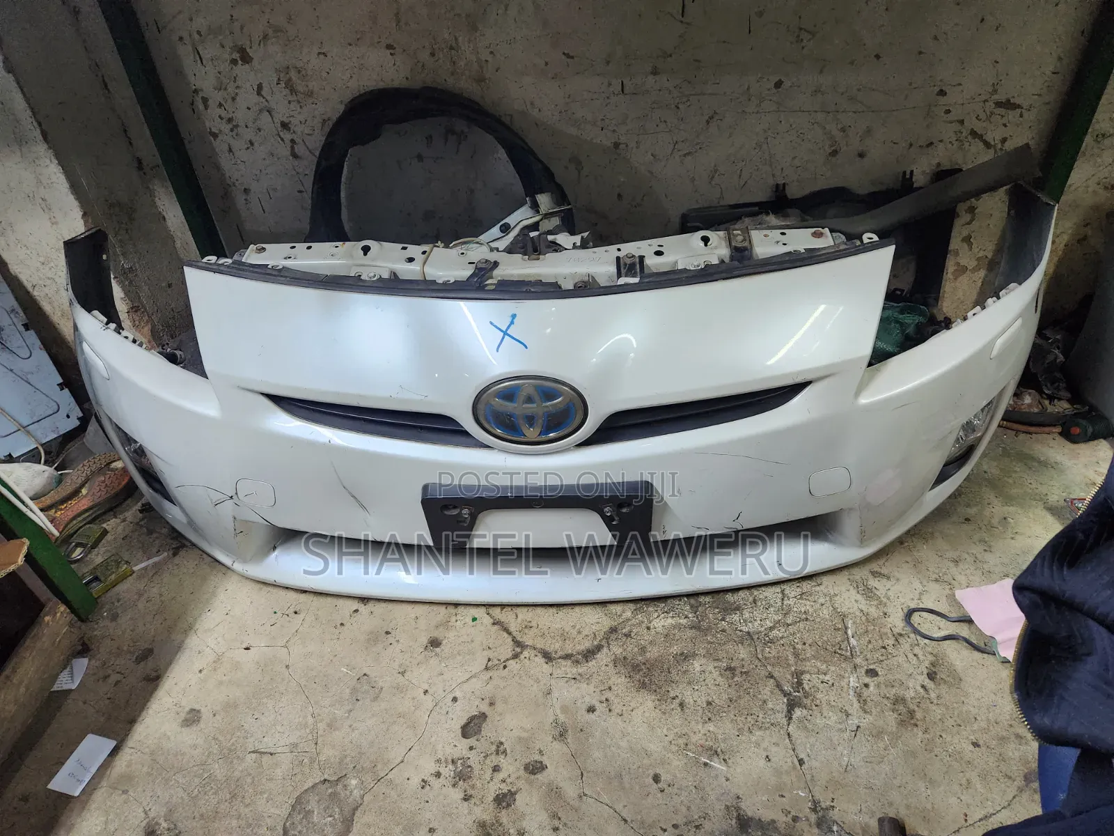 Prius 2008 / 2012 Nosecut