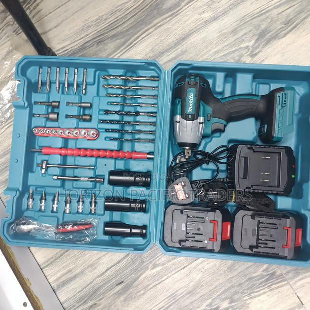 Heavy Duty Makita Impact Wrench - main view