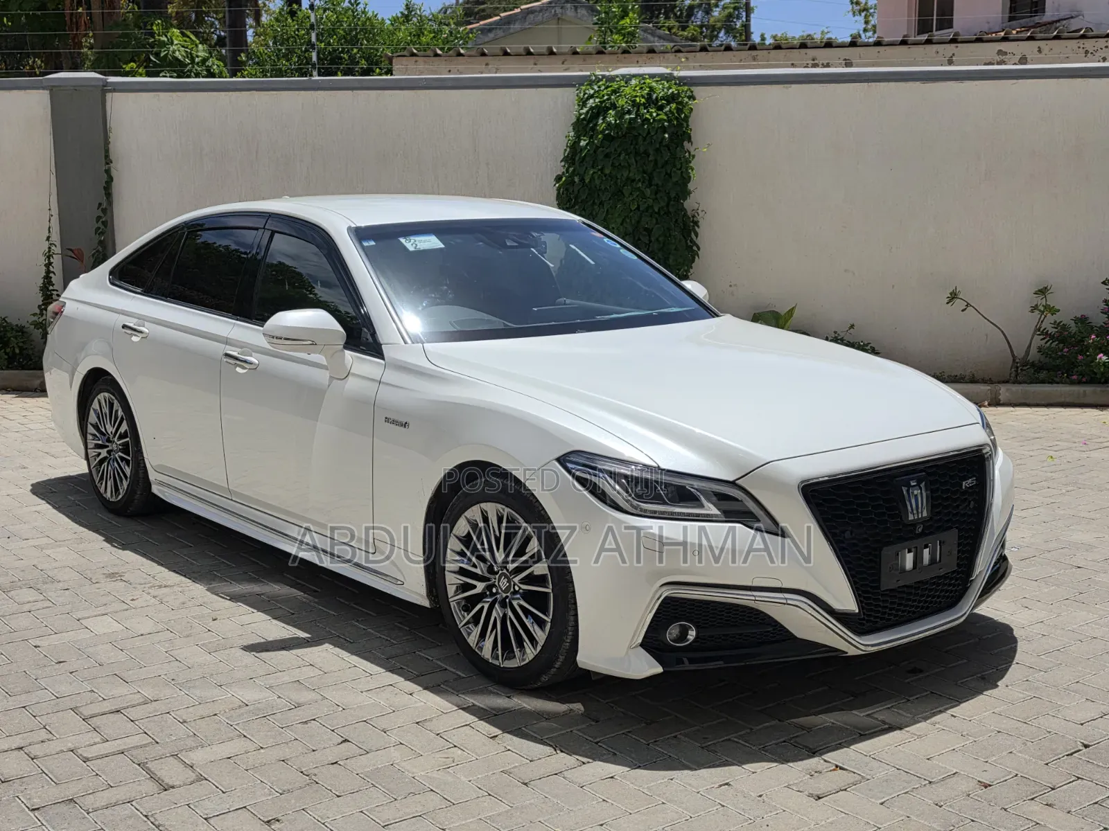 Toyota Crown 2019 White