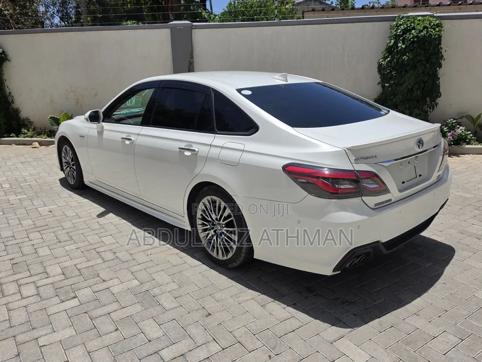 Toyota Crown 2019 White