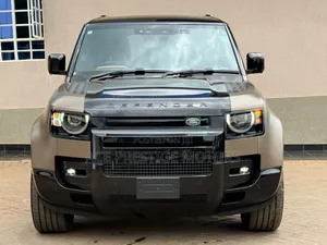 Land Rover Defender 2022 Gold