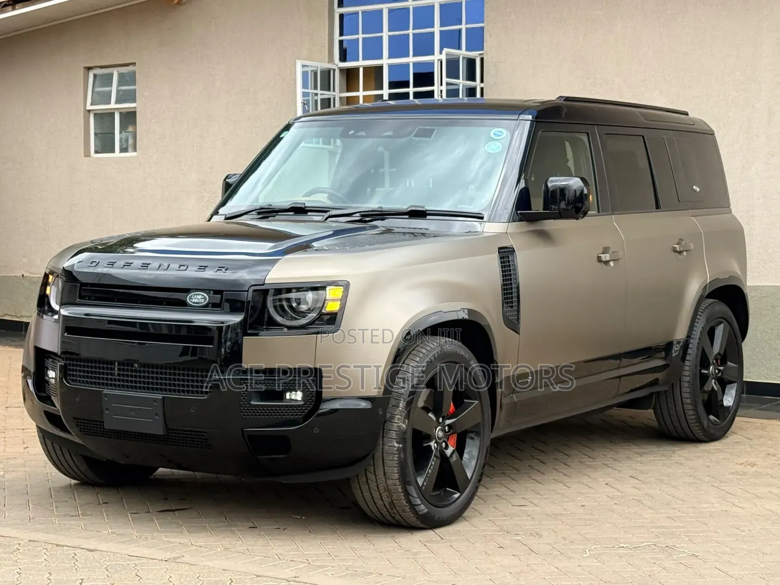 Land Rover Defender 2022 Gold