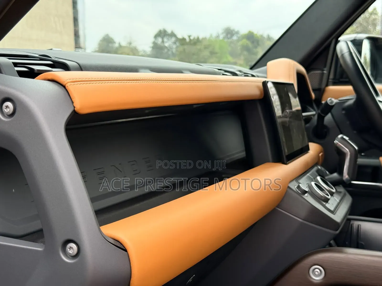 Land Rover Defender 2022 Gold