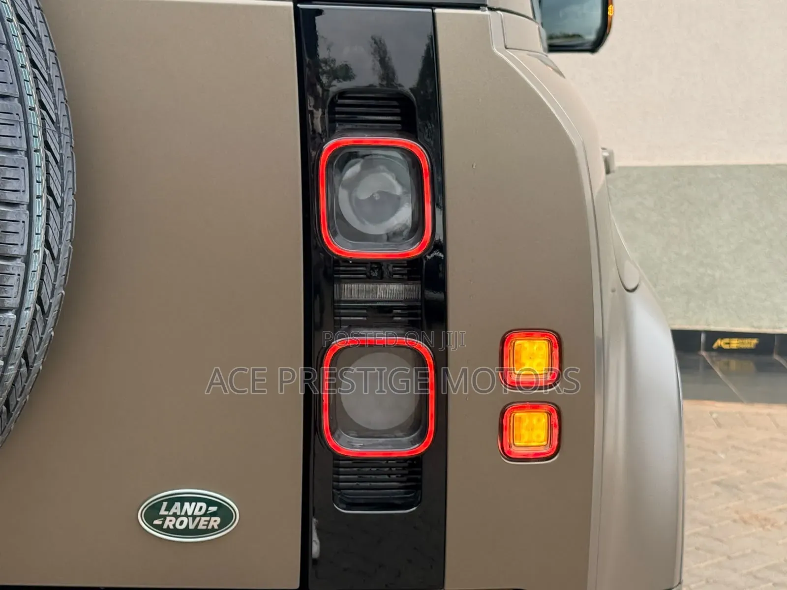Land Rover Defender 2022 Gold