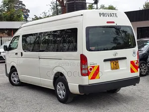 Toyota HiAce 2020 White