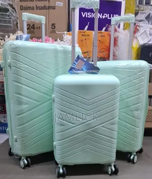 Lime Green Size 4 Unbreakable PP Rubber Suitcase 3-in-1 Set - Pt