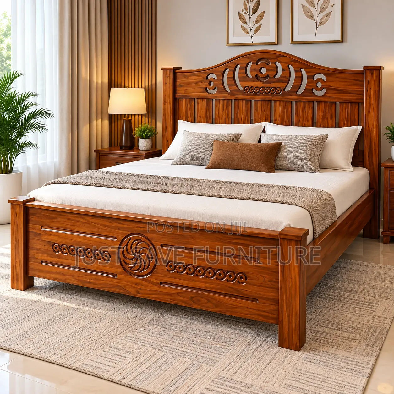RegalCraft 5×6 Wooden Bed