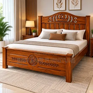RegalCraft 5×6 Wooden Bed