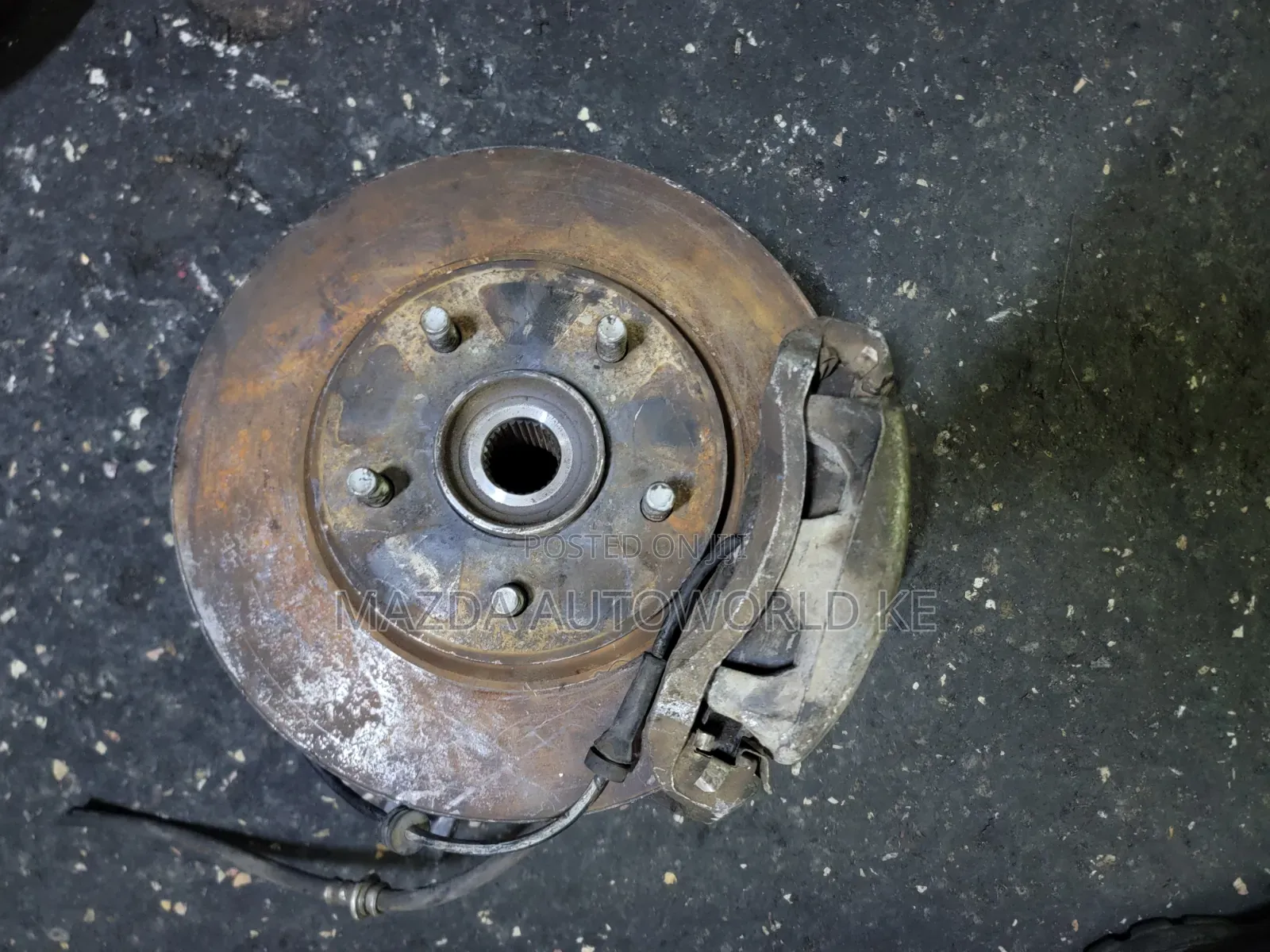 Nissan X-Trail T31 Wheel Hub