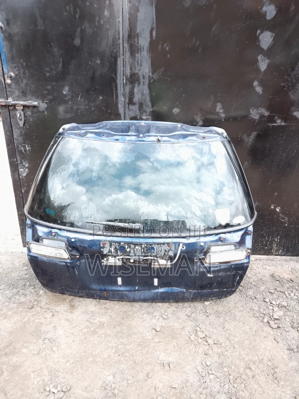 Subaru Legacy Boot