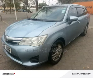 Toyota Corolla Fielder 2014 Blue