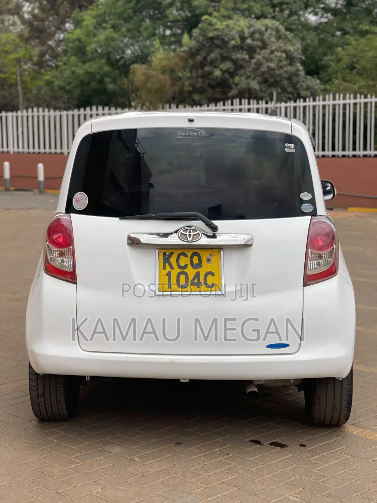 Toyota Ractis 2010 White