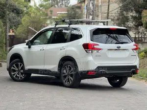 Subaru Forester Premium AWD 2019 Pearl