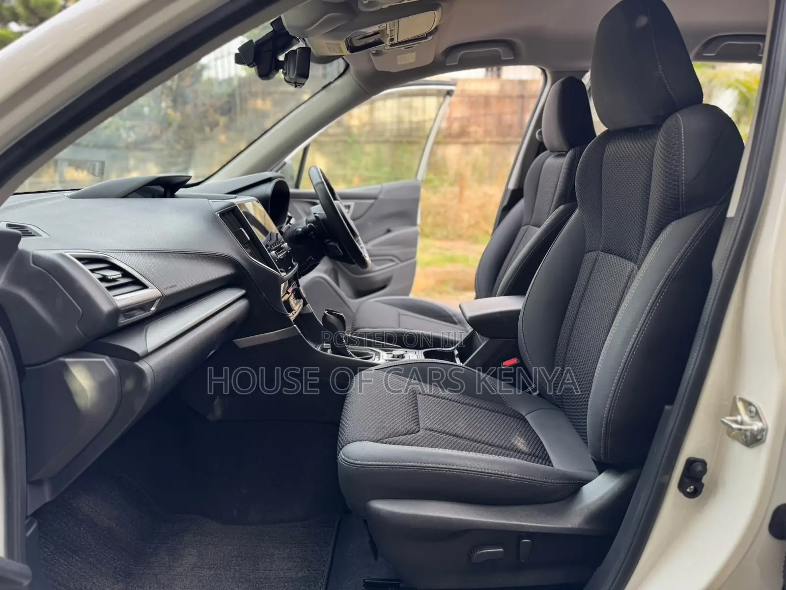 Subaru Forester Premium AWD 2019 Pearl