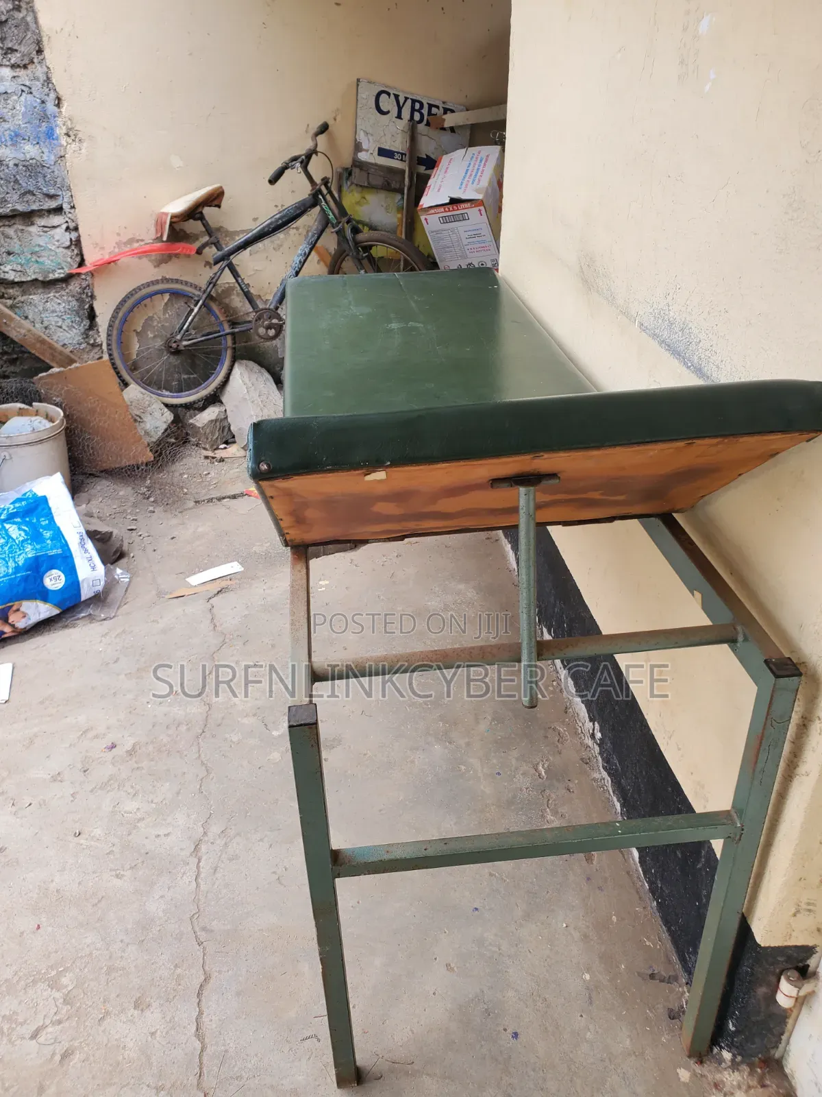 Doctor's Examination Bed, Leather