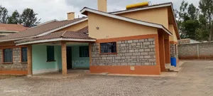 4bdrm Bungalow in Miwani -College Road, Mumbuni for sale