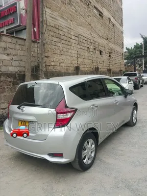 Nissan Note 2016 Silver