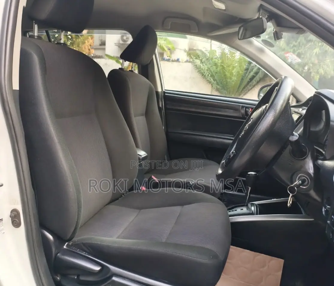 Toyota Corolla Fielder 2018 White