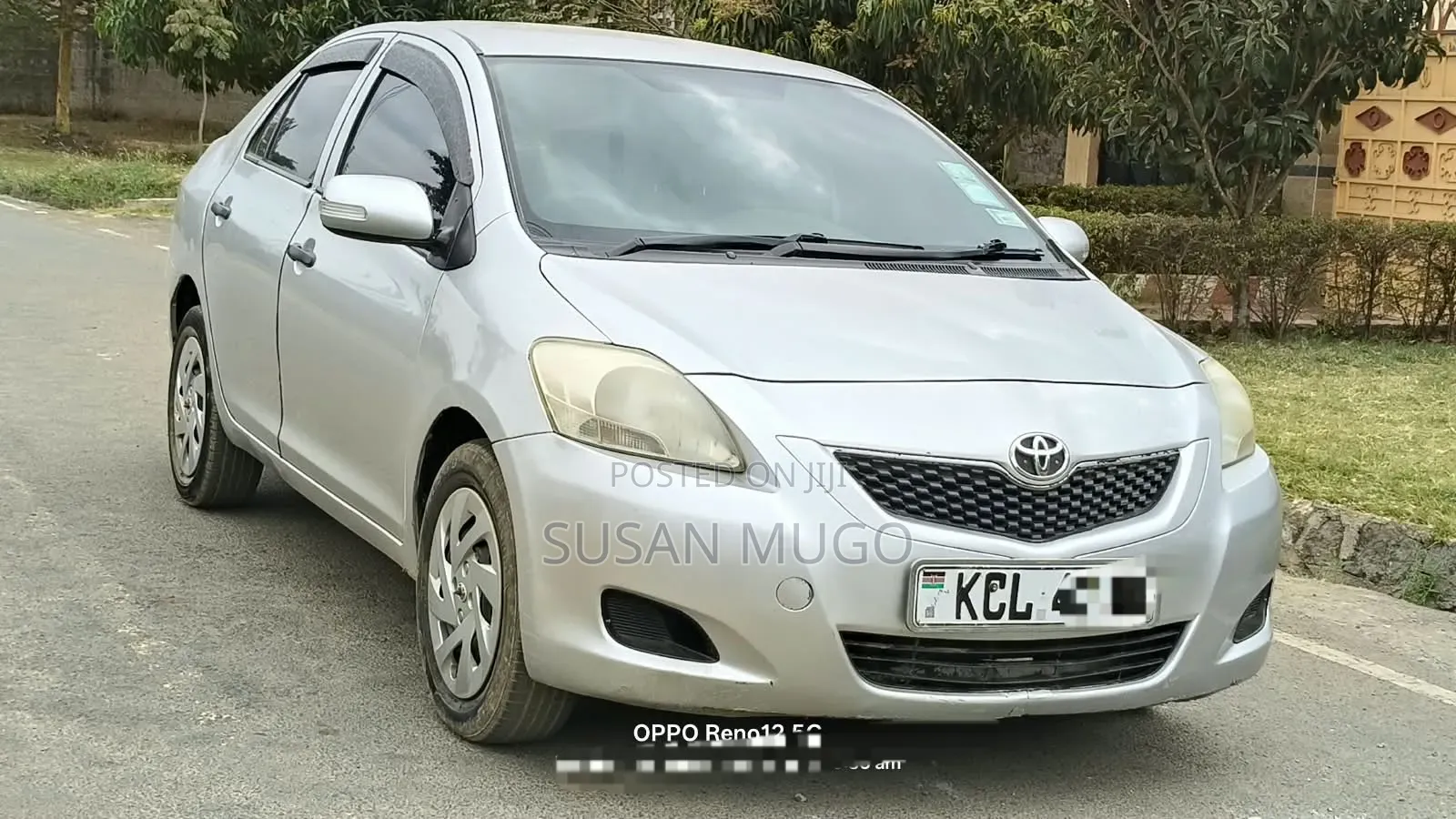 Toyota Belta 2011 Silver