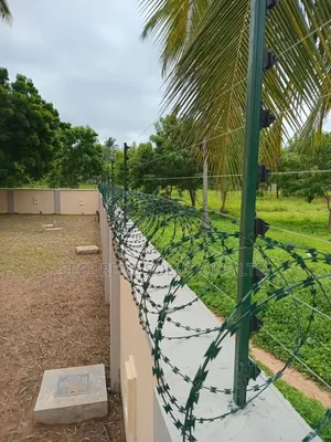 Green Electric Fence 40*80 Plot