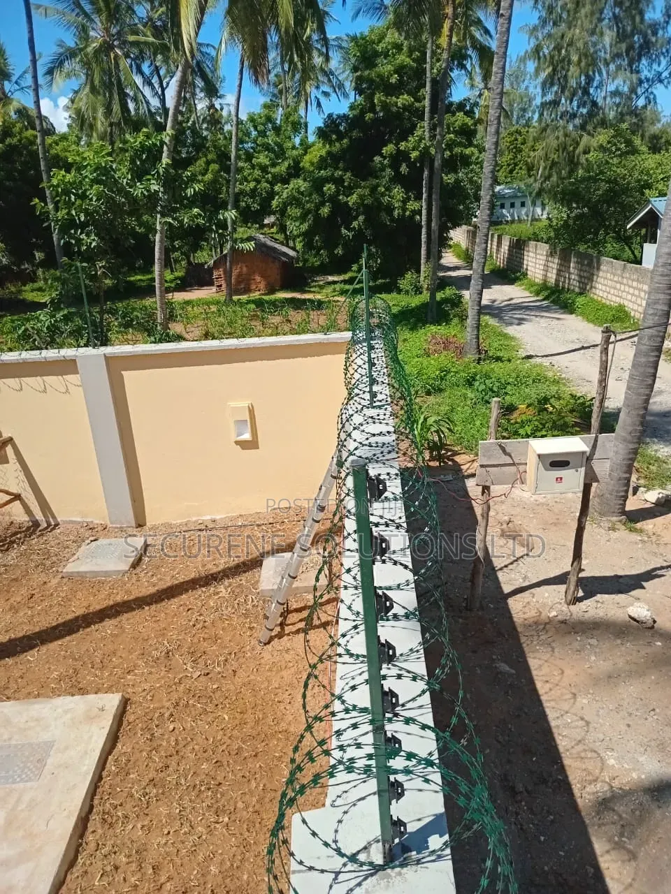 Green Electric Fence 40*80 Plot