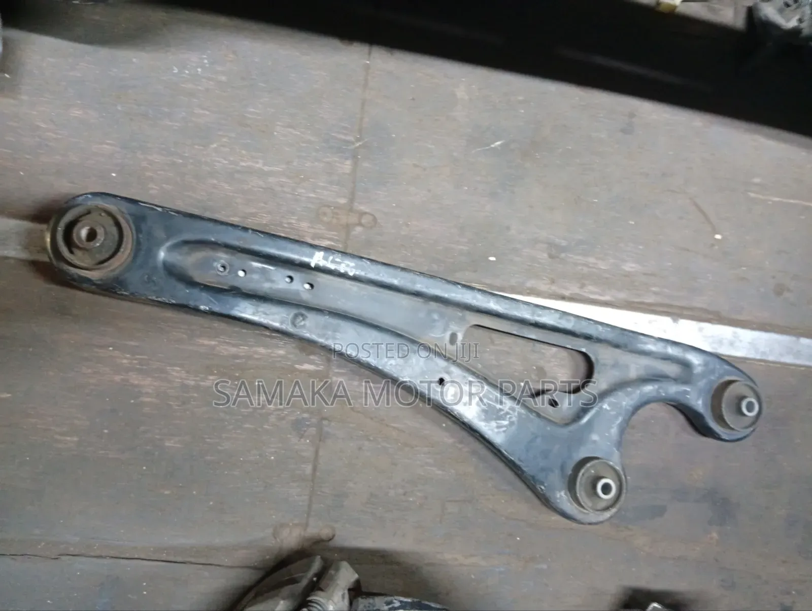 Alto Rear Arm