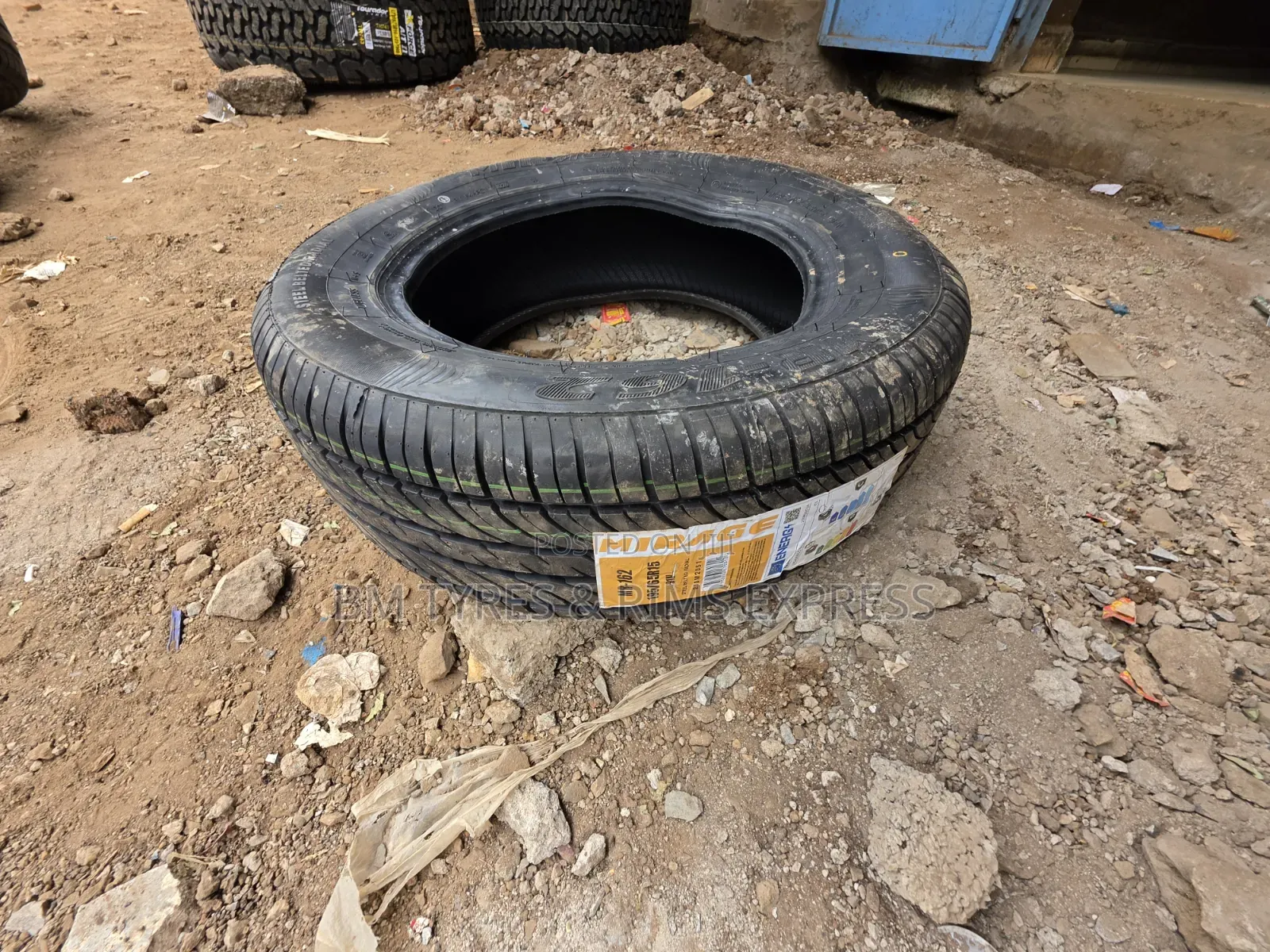195/65 R15 Mirage Tires