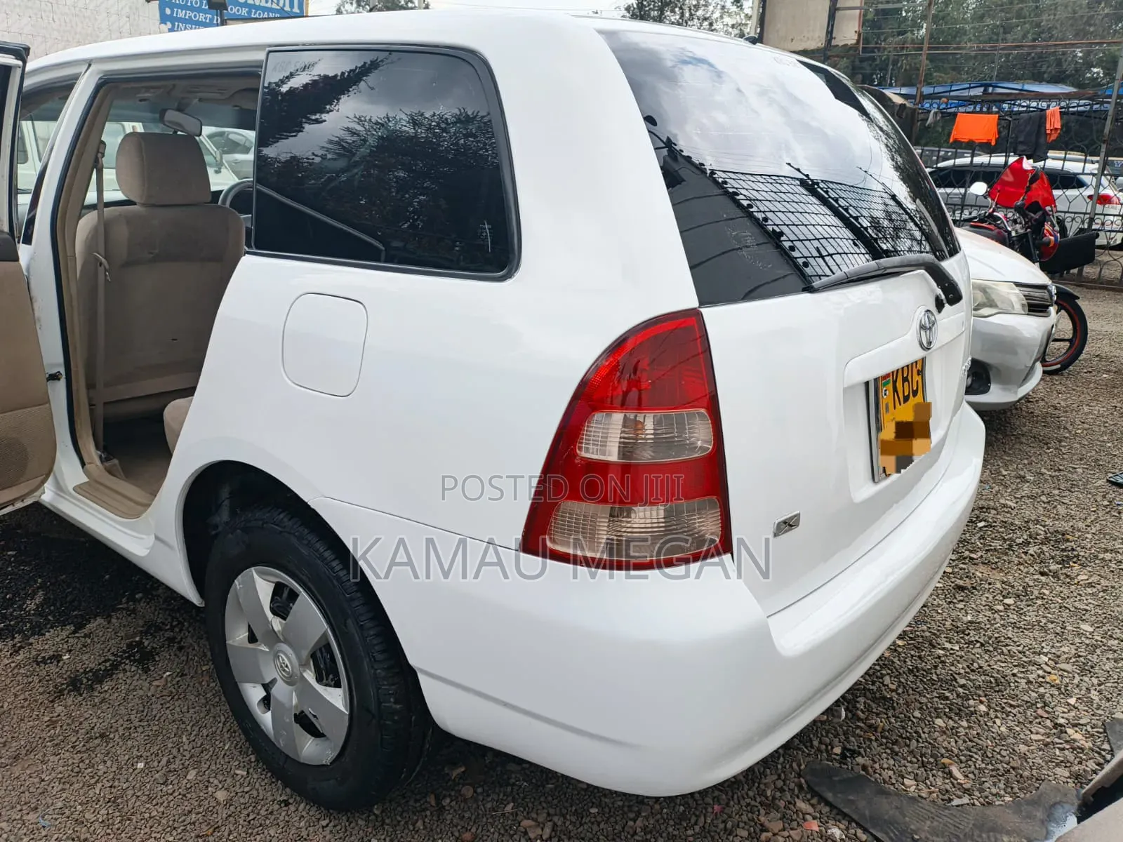 Toyota Corolla Fielder 2004 White