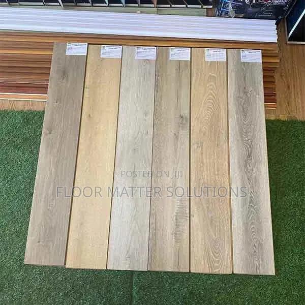 12mm Beige Laminate Floor