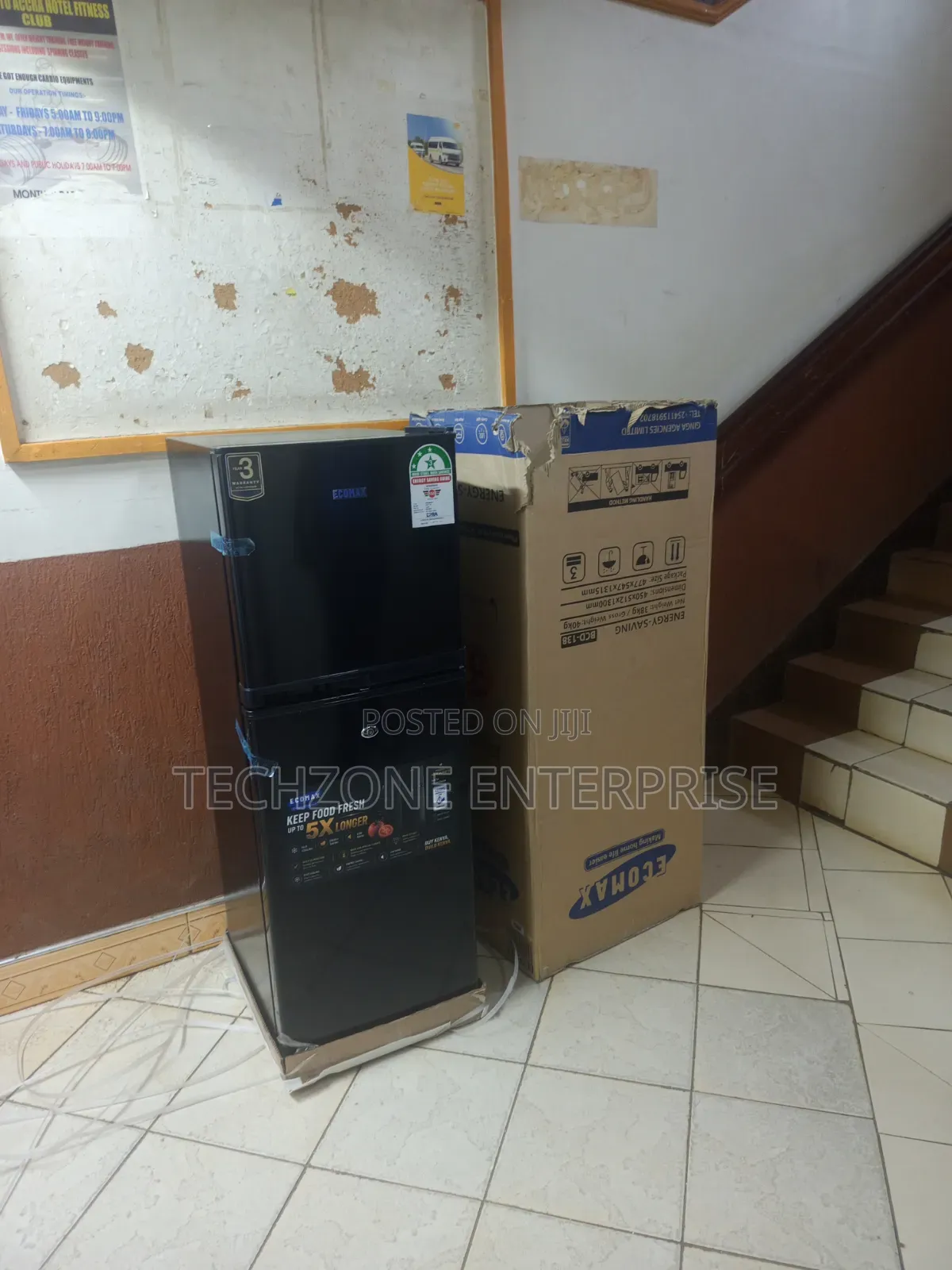 Ecomax 138L Double Doors Fridge and Freezer With Lock and Key 