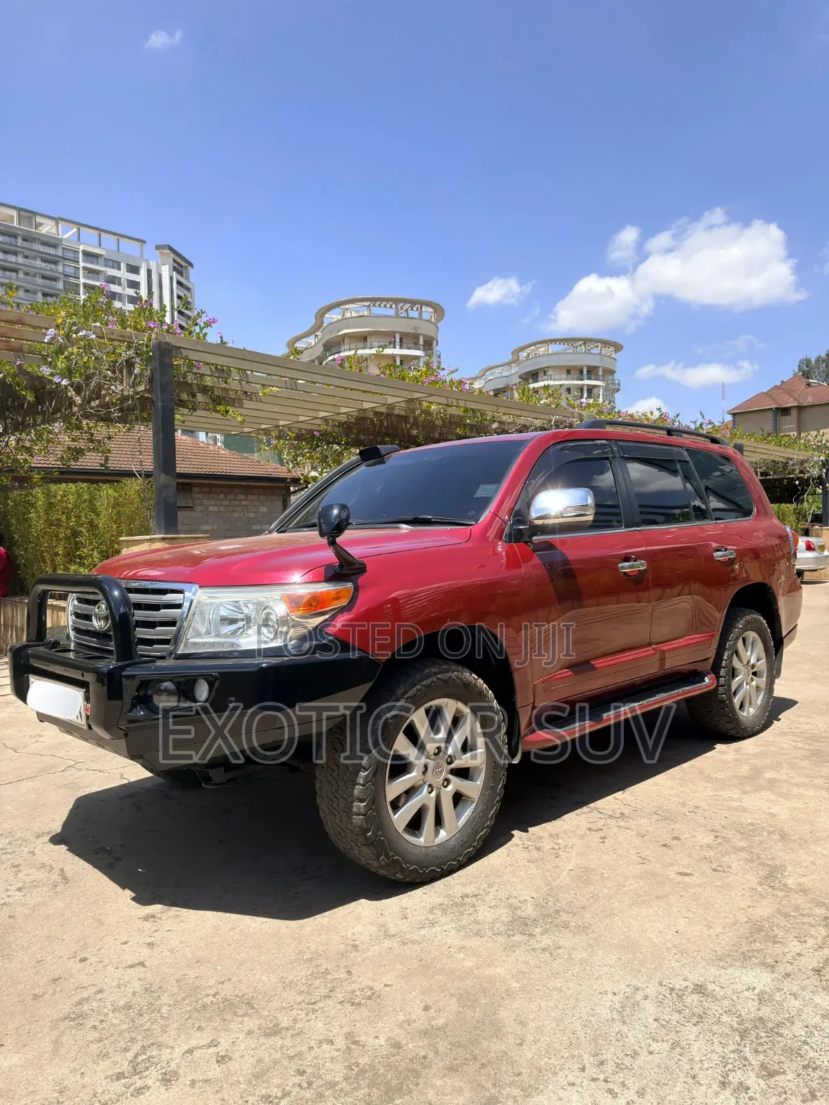 Toyota Land Cruiser 4.6 V8 ZX 2013 Red