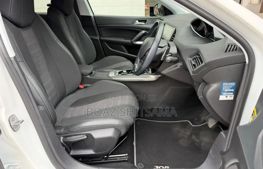 Peugeot 308 2019 White