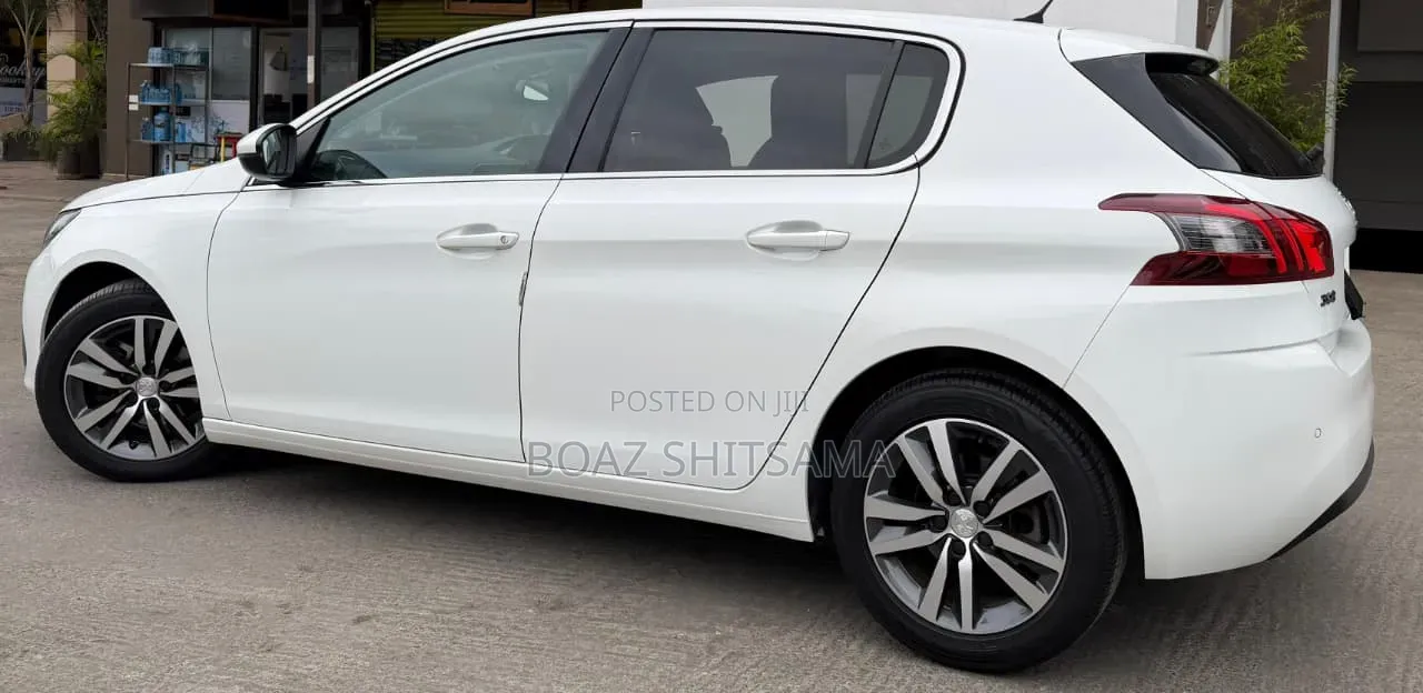 Peugeot 308 2019 White