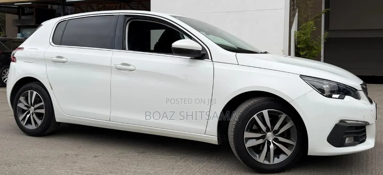 Peugeot 308 2019 White