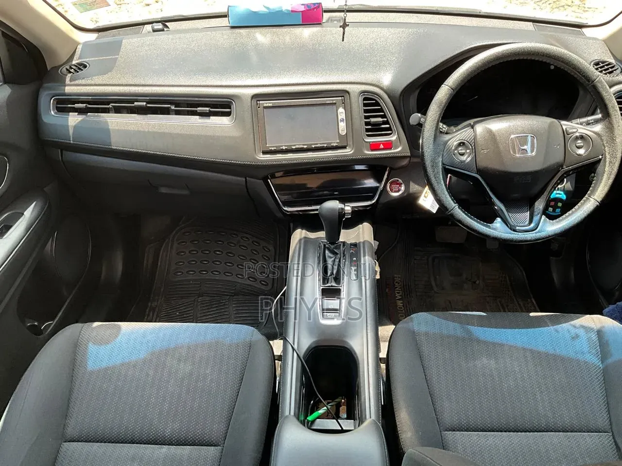 Honda Vezel 1.5 2WD 2015 White