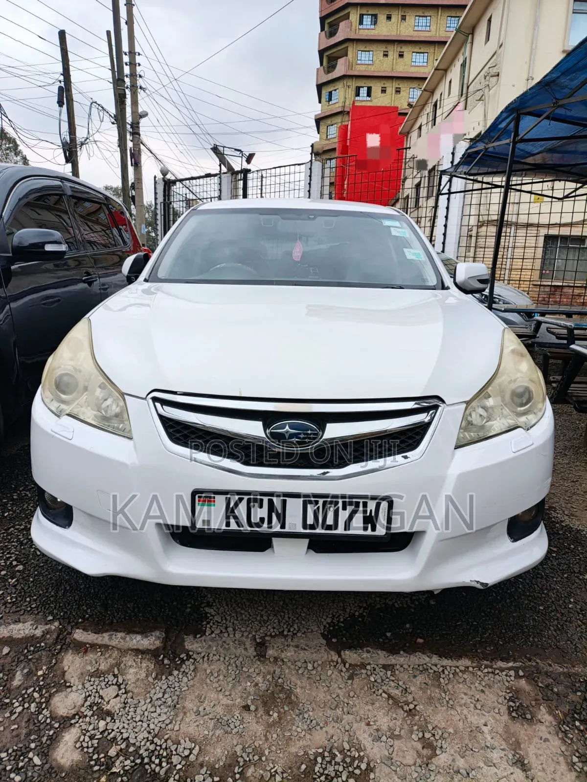Subaru Legacy 2010 Off white