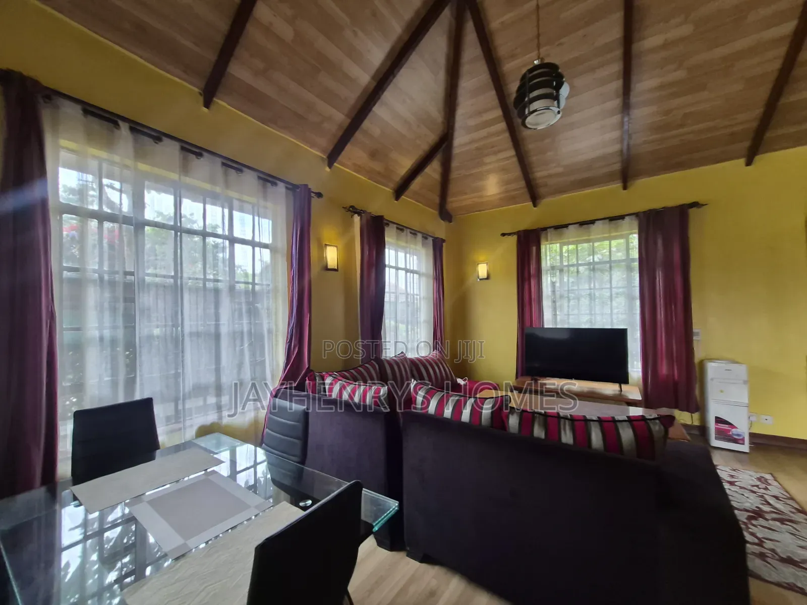 Furnished 2bdrm Bungalow in Ridgeways for rent