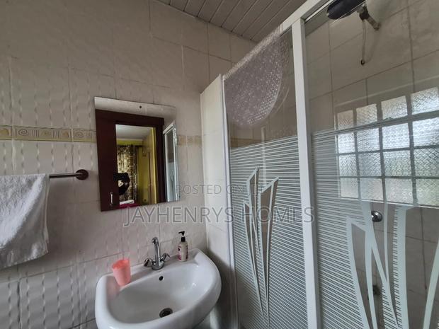 Furnished 2bdrm Bungalow in Ridgeways for rent - thumbnail 12