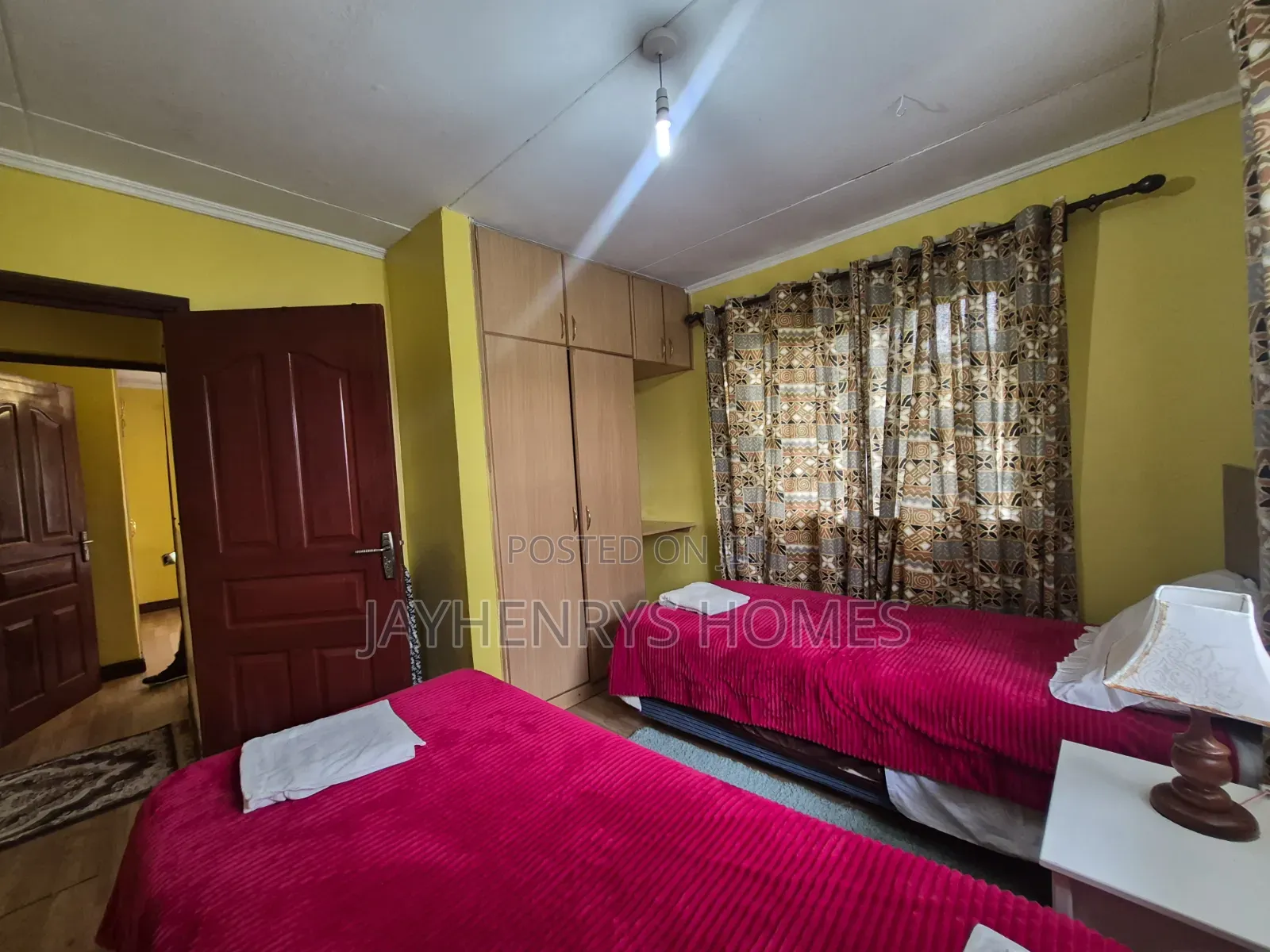 Furnished 2bdrm Bungalow in Ridgeways for rent