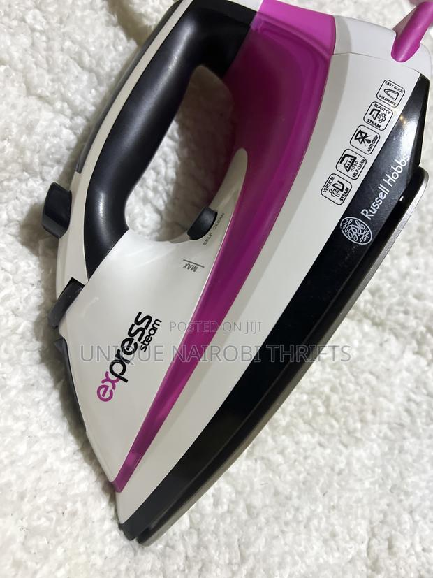 Russell Hobbs Iron Box - main view