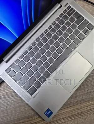 Laptop Lenovo 16GB Intel Core i5 SSD 512GB