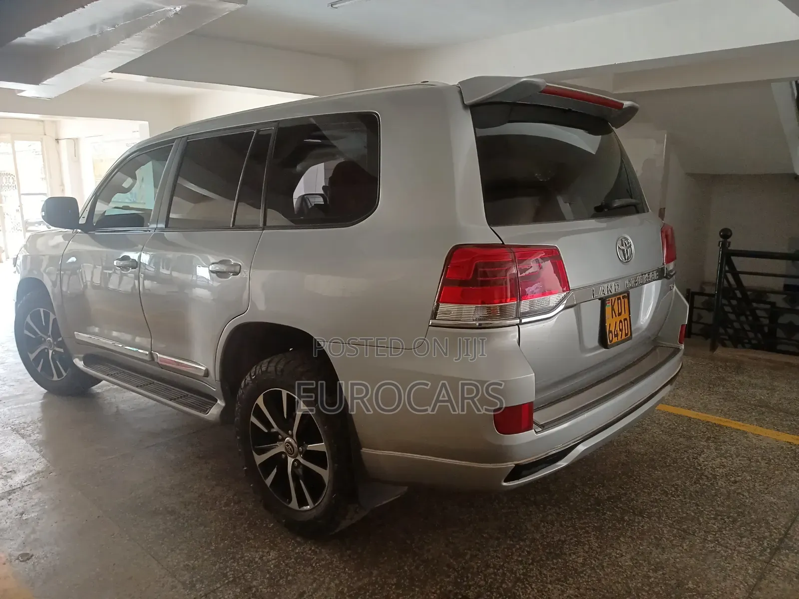 Toyota Land Cruiser 4.5 V8 TD 2018 Silver