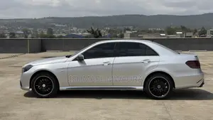 Mercedes-Benz E250 2010 Silver