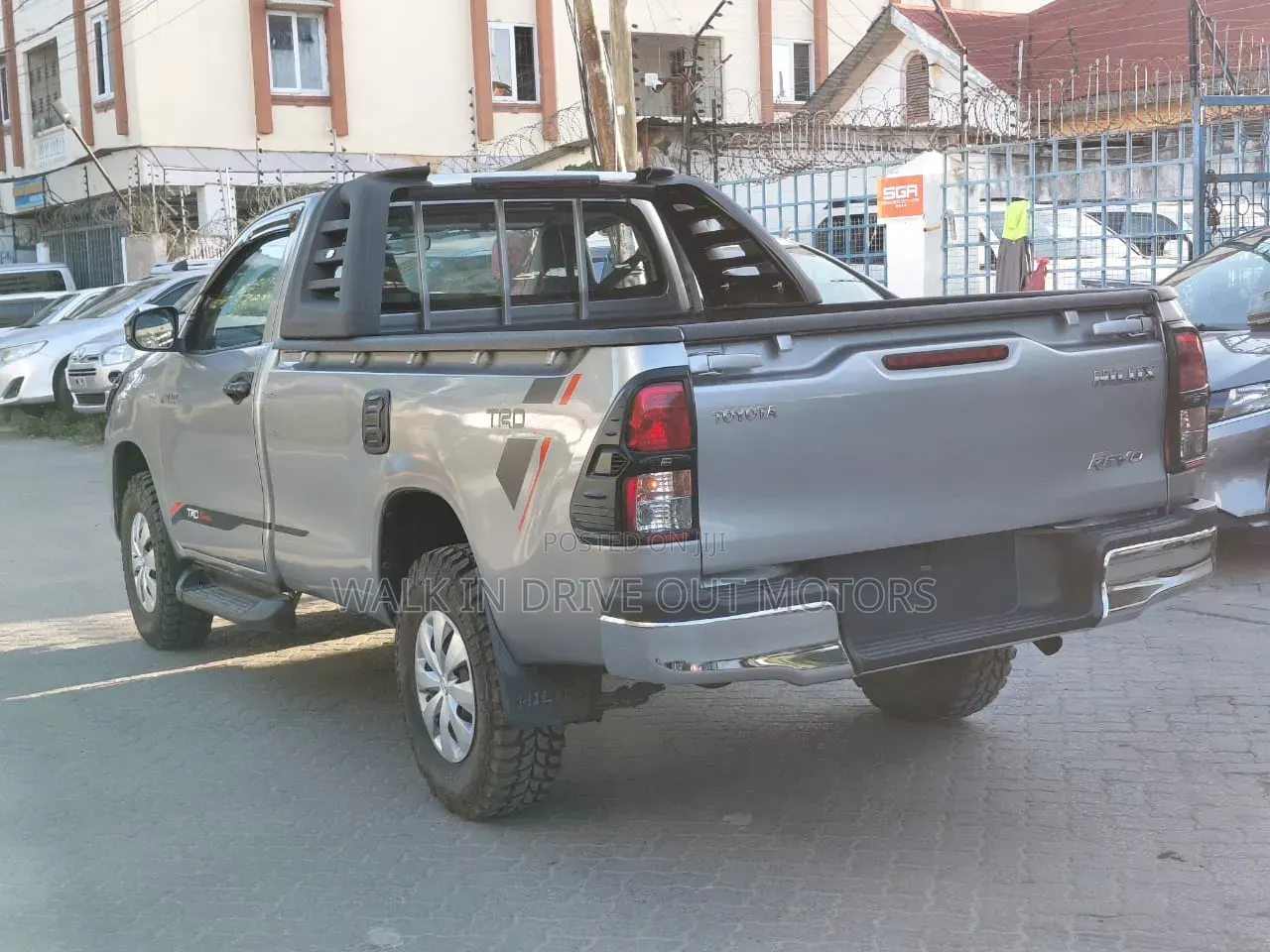Toyota Hilux 2019 Silver