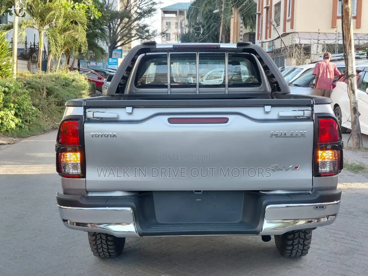 Toyota Hilux 2019 Silver