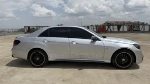 Mercedes-Benz E250 2010 Silver