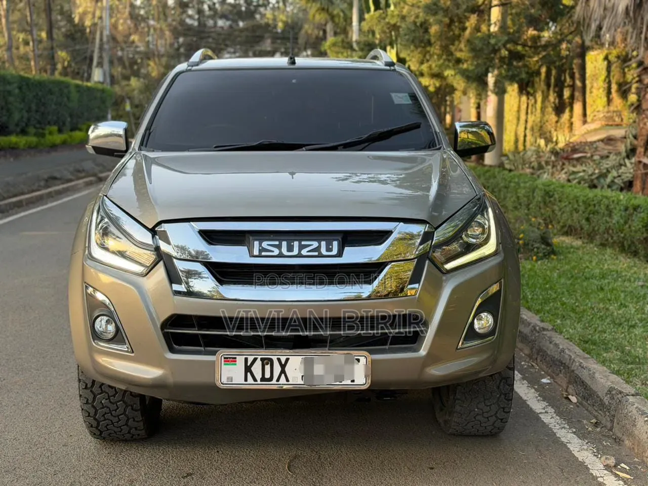 Isuzu D-MAX 2023 Gray