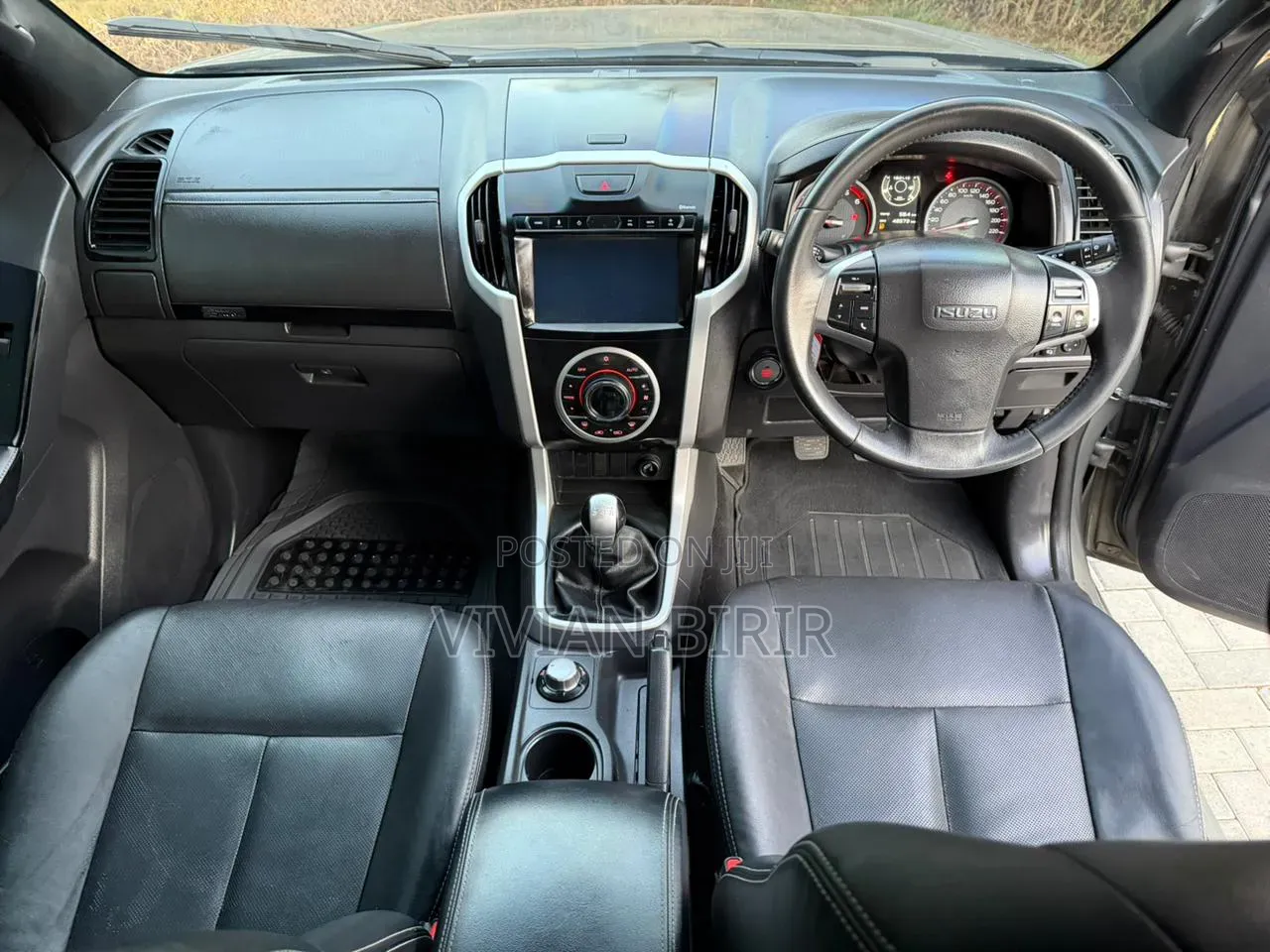 Isuzu D-MAX 2023 Gray