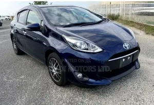 Toyota Aqua 2019 Blue