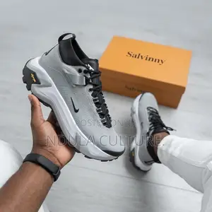 Nike Acg Zegama Hike and Trail Boots